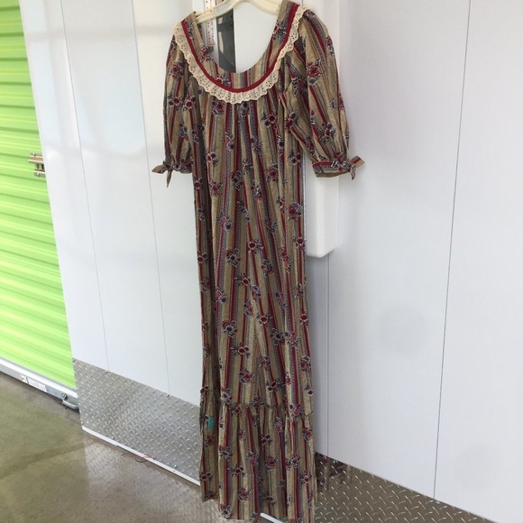 Vintage Hawaii LOLA MuuMuu Maxi Dress - Picture 1 of 13